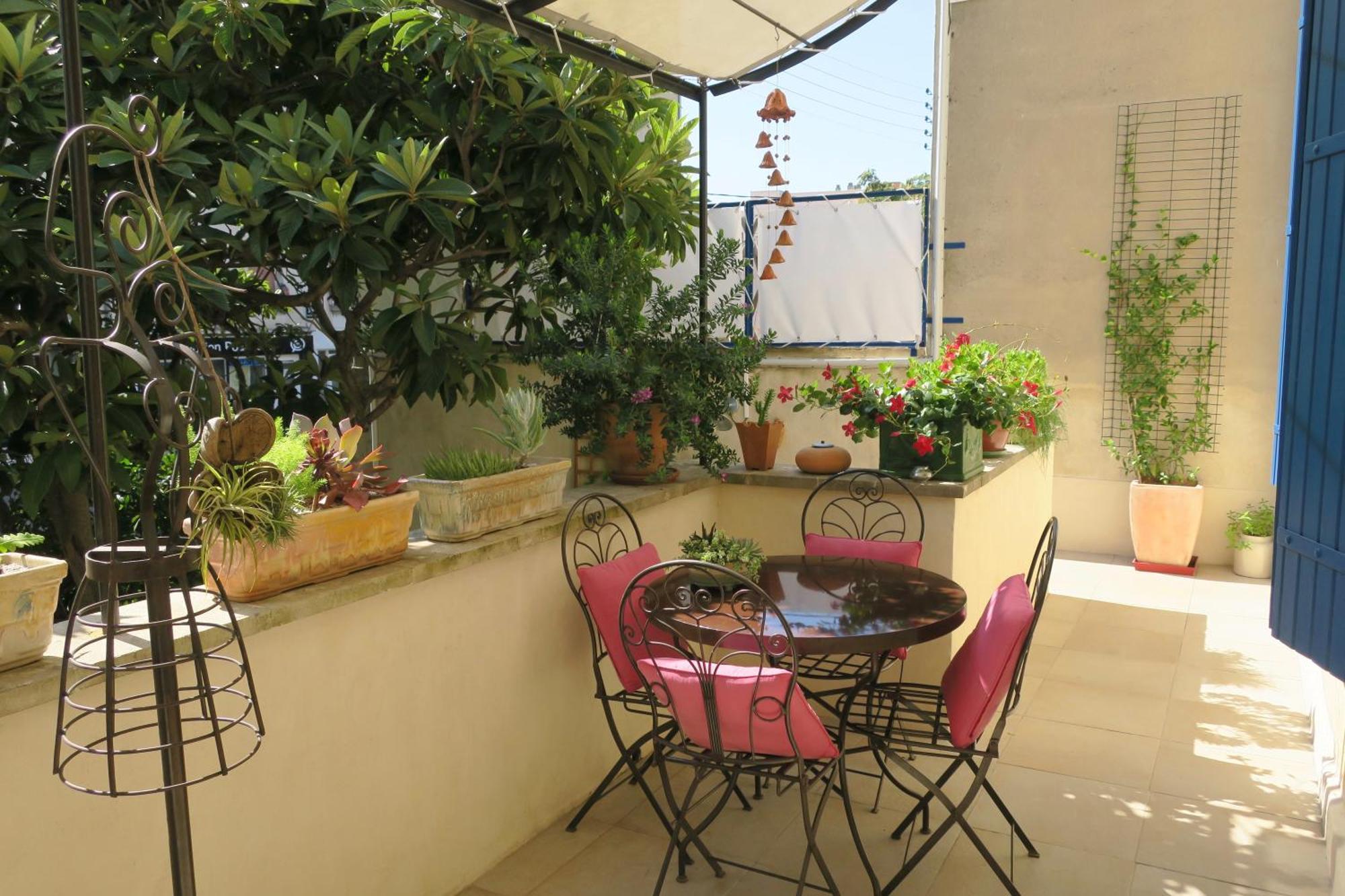 Tombe La Nefle Bed & Breakfast Avignon Eksteriør bilde