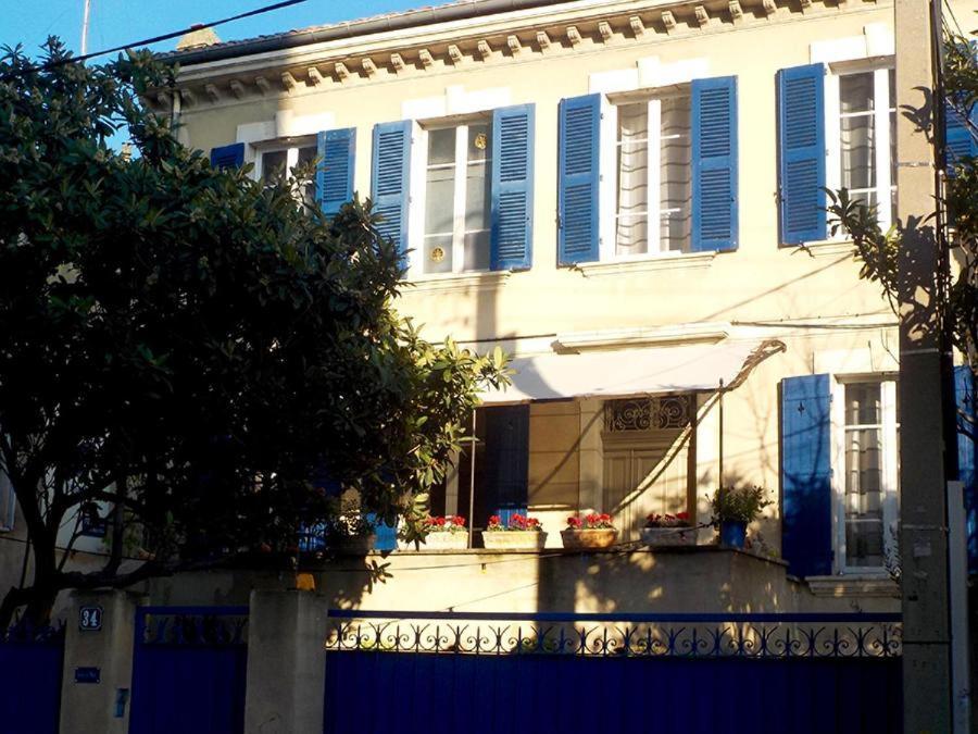 Tombe La Nefle Bed & Breakfast Avignon Eksteriør bilde